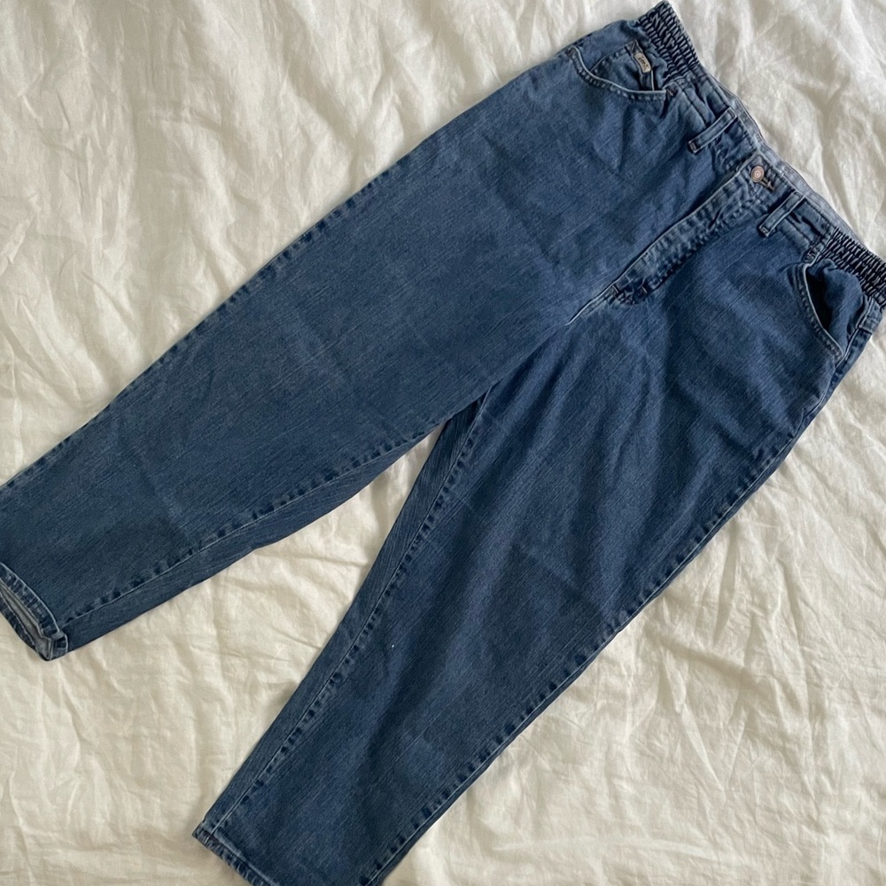 Lee’s denim high waisted straight leg jeans with elastic at the sides